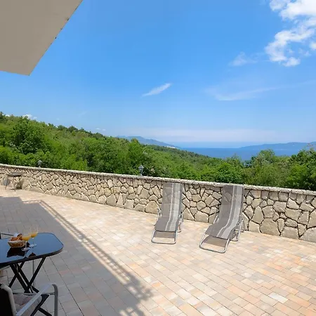 Apartmán Studio-apartment Mit Pool, Sauna, Whirlpool, Bbq *