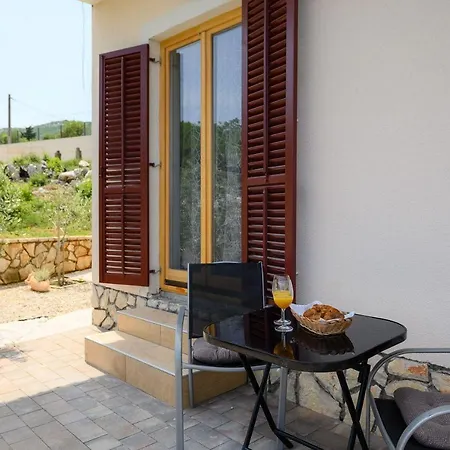 Studio-apartment Mit Pool, Sauna, Whirlpool, Bbq Daire